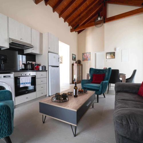 Omodos Apartment | Elite luxury Suites