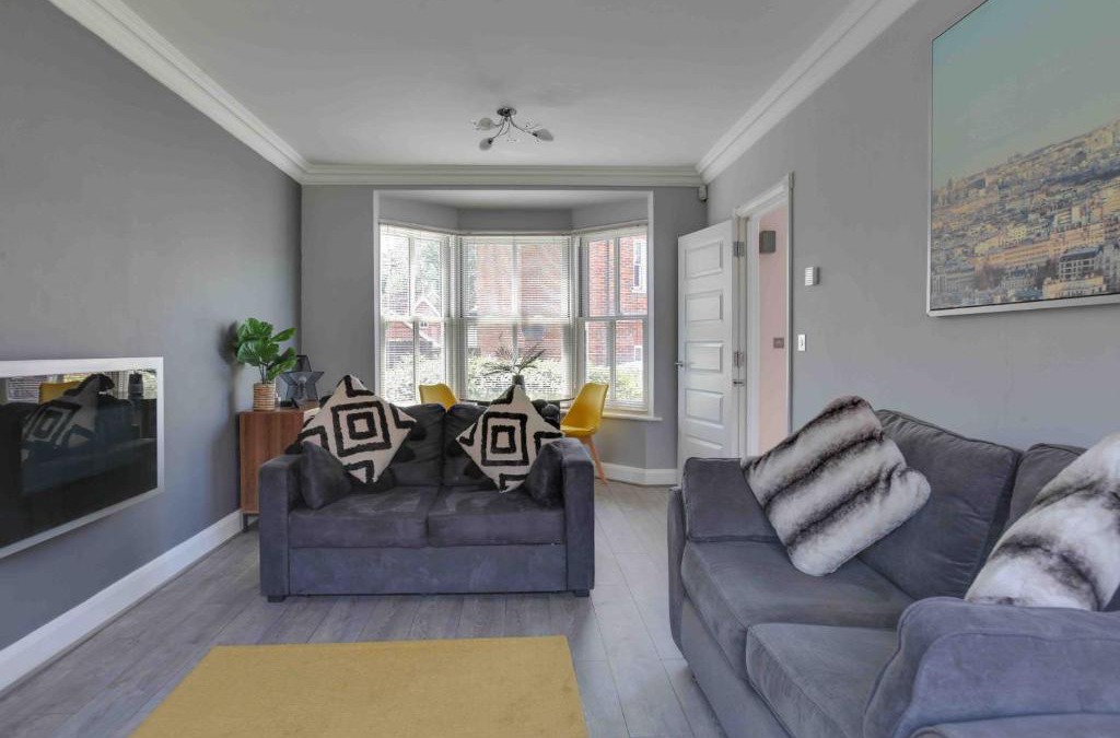 Braintree House | Elizabeth II Five Bedroom Spacious Home