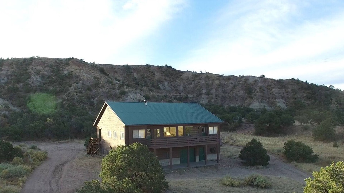Gardner Cabin | Elk Haus Cabin, 5BR, 2.5 Bath, Pool Table, Sleeps 10-12, Super Private