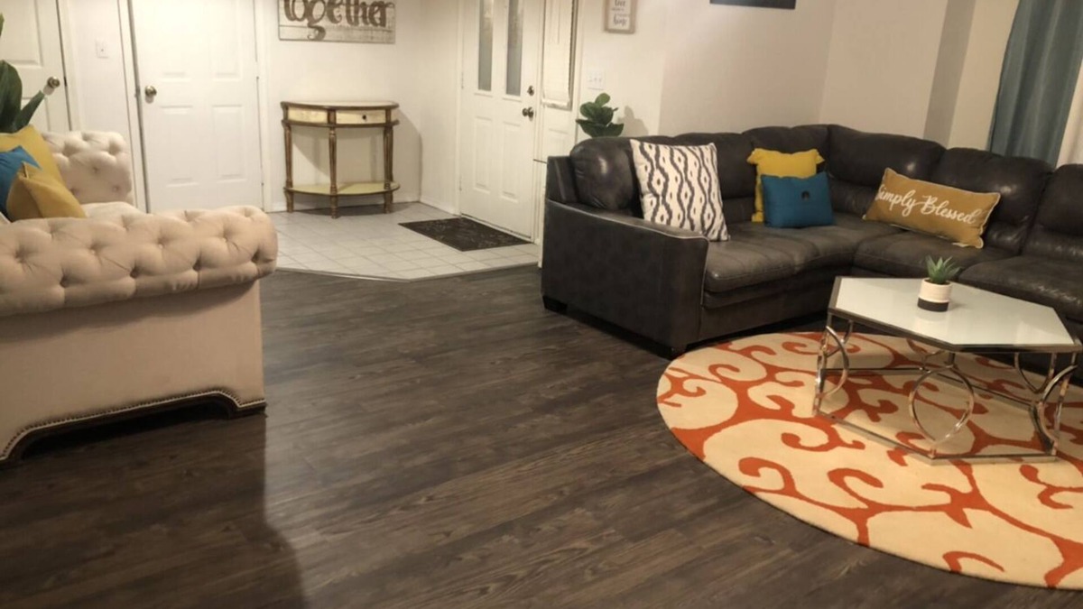 Elkins House | Elkins Charm Getaway 11miles to UArk Fayetteville