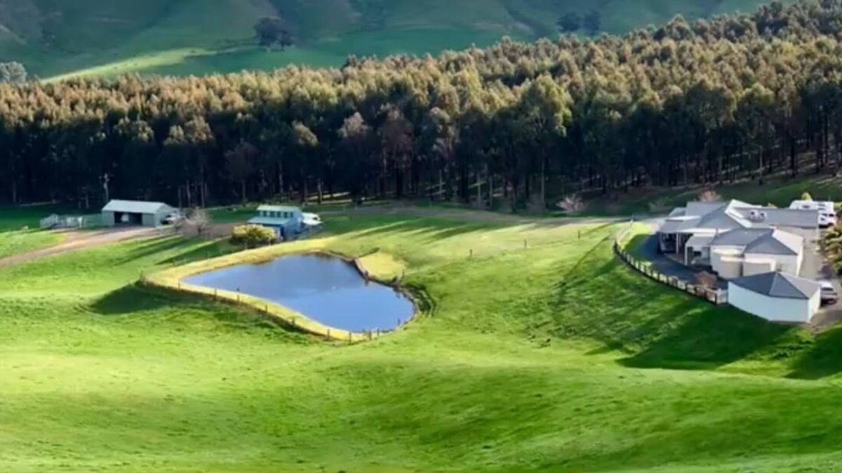 Kanumbra House | Ellenbrae - Family Homestead