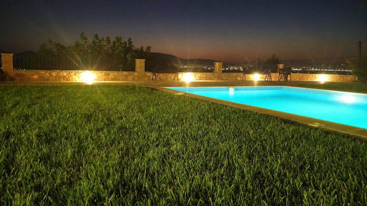Markopoulo Mesogaias Villa | Ellie's StoneHouse