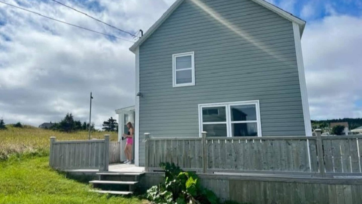 Elliston House | Elliston Oasis: Every View A Coastal Masterpiece