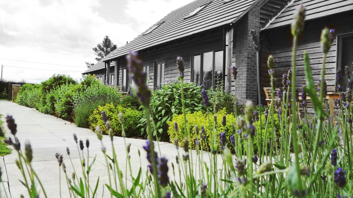 Yardley Gobion House | Elm Tree Farm Accommodation