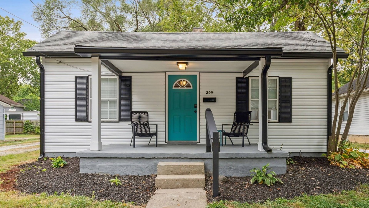 Loveland House | Elm, Two Bedroom House in Historic Loveland