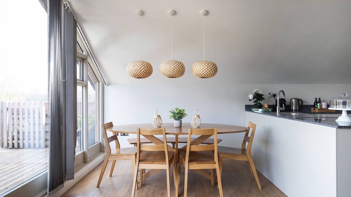Cutnall Green Apartment | Elmbridge Farm Swallows Lodge