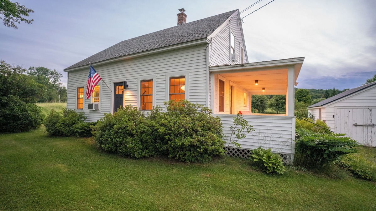 Morrisville Other | Elmore Views Farmhouse, Elmore Views Farmhouse - Pet Friendly!