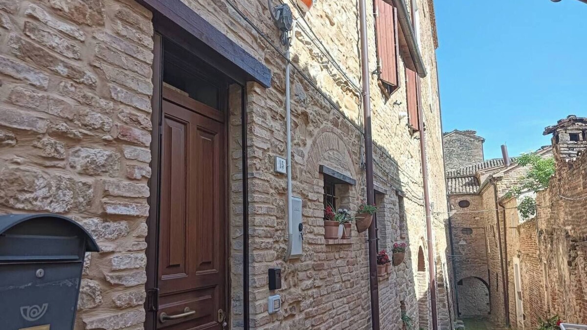 Serra San Quirico House | Elvira House