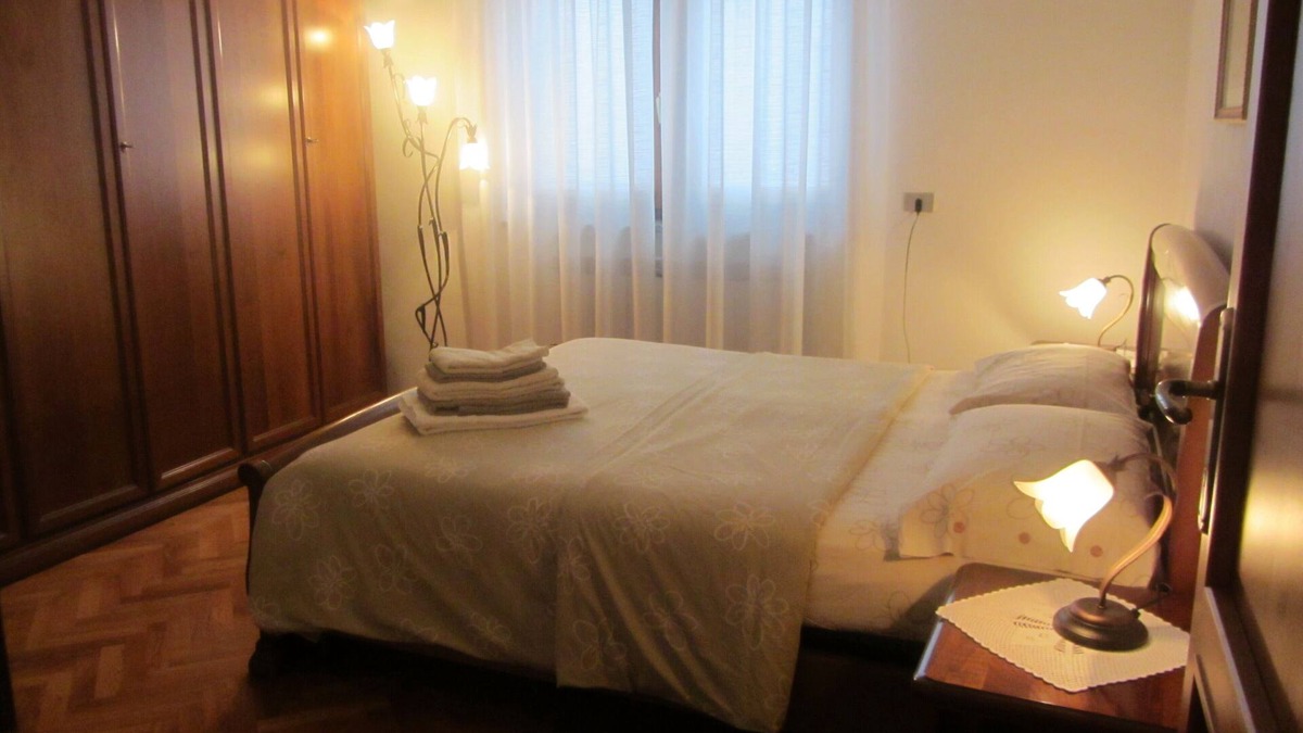 Dreznik Grad Apartment | Emanuela Apartments are in a very good location in the middle of t