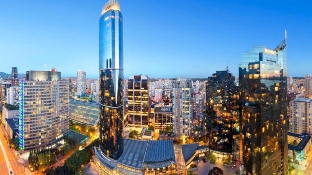 Downtown Vancouver Hotel | Embarc Vancouver - Downtown - Minutes to BC Place Stadium and Rogers Arena