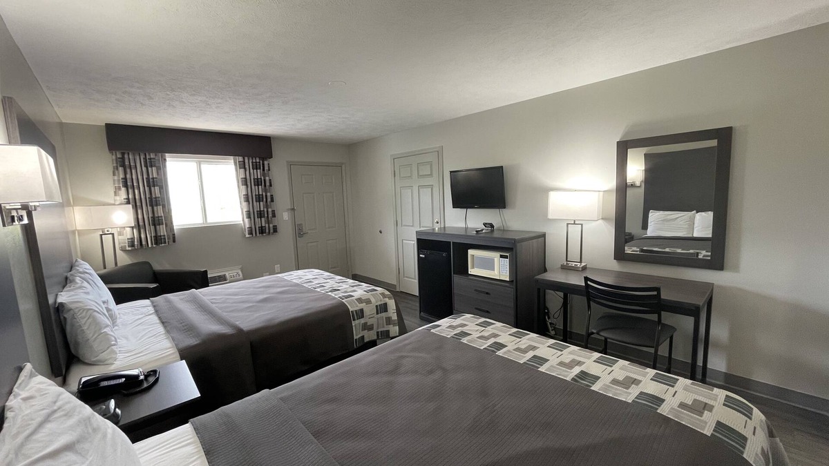 Hohenwald Hotel | Embassy Inn