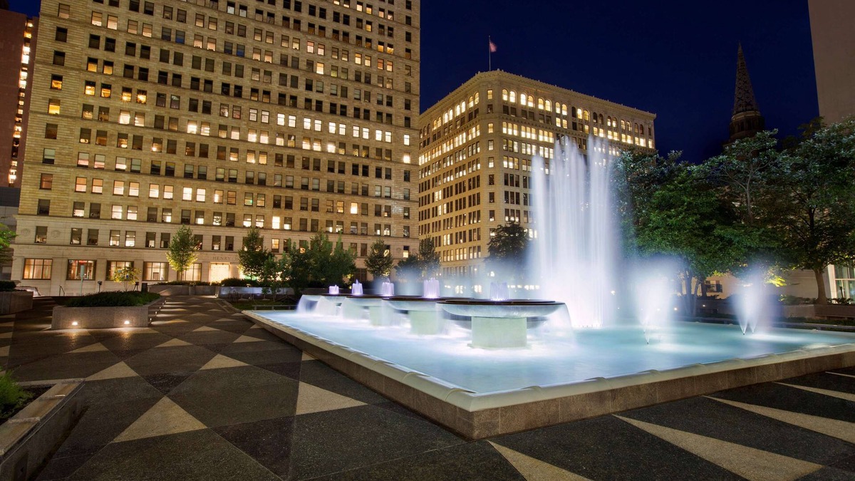 Downtown Pittsburgh Hotel | Embassy Suites By Hilton Pittsburgh Downtown