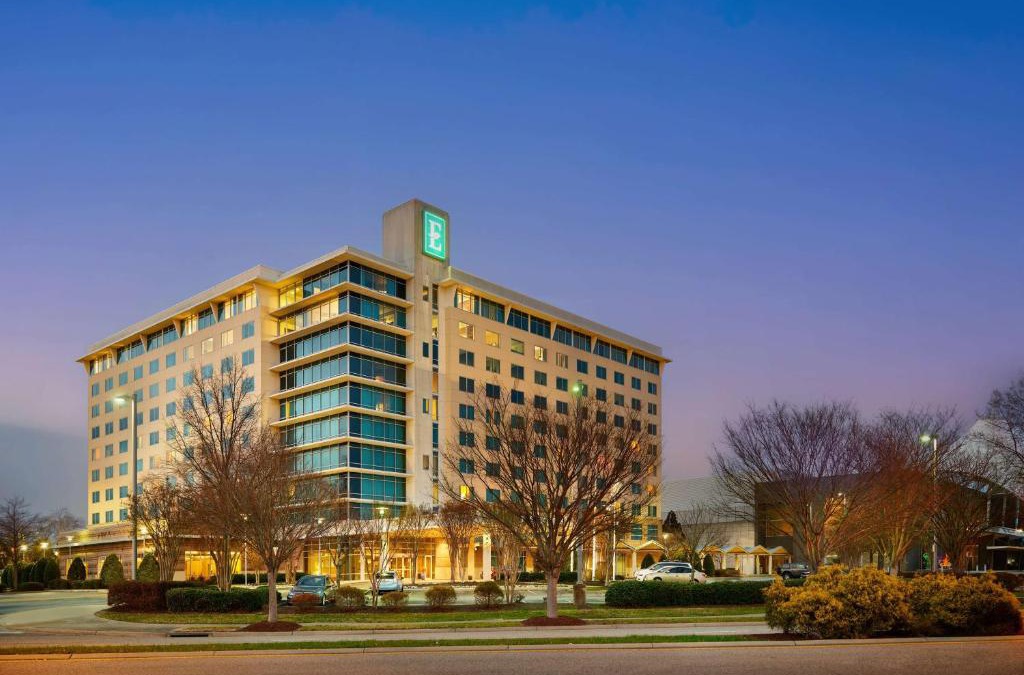 Coliseum Central Hotel | Embassy Suites by Hilton Hampton Convention Center