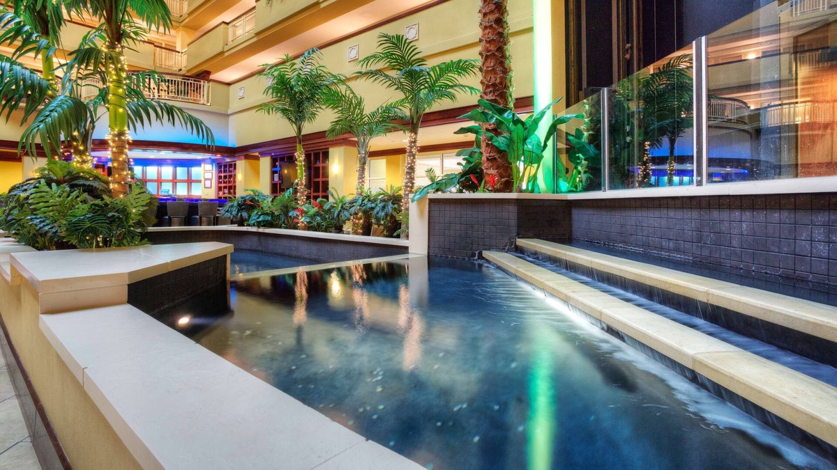 Bonanza Hotel | Embassy Suites by Hilton Laredo