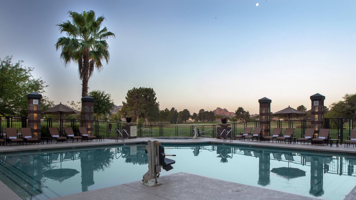 Paradise Valley Village Hotel | Embassy Suites by Hilton Phoenix Scottsdale