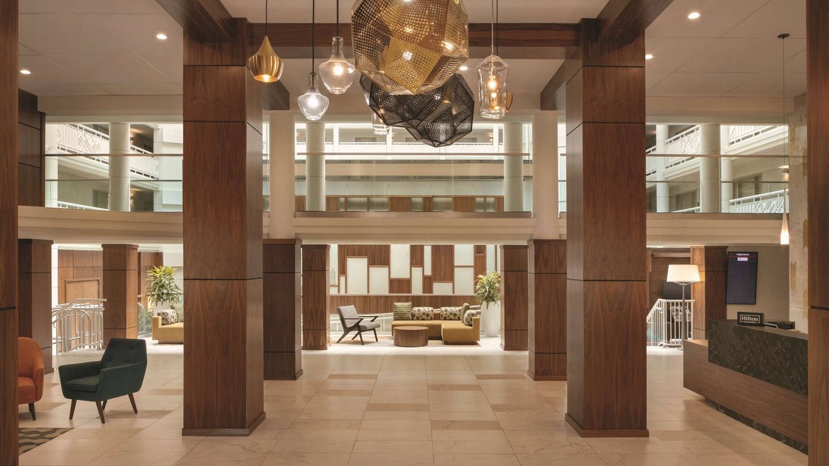 Richmond Hotel | Embassy Suites by Hilton Richmond