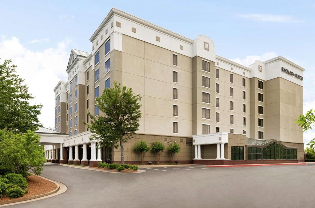 Alpharetta Hotel | Embassy Suites by Hilton Atlanta Alpharetta