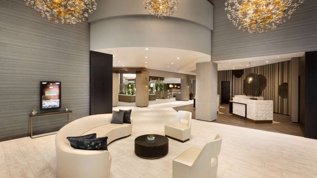 Grapevine Hotel | Embassy Suites by Hilton Dallas DFW Airport North