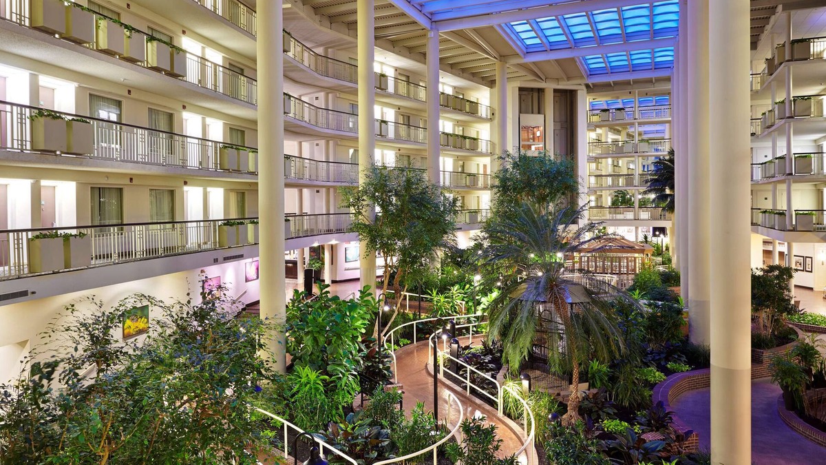 Parsippany Hotel | Embassy Suites by Hilton Parsippany