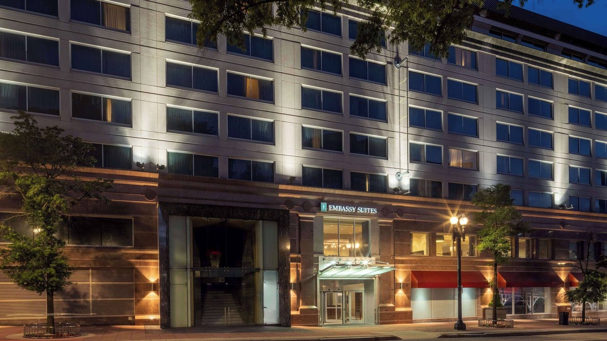 Friendship Heights Hotel | Embassy Suites by Hilton Washington DC Chevy Chase Pavilion