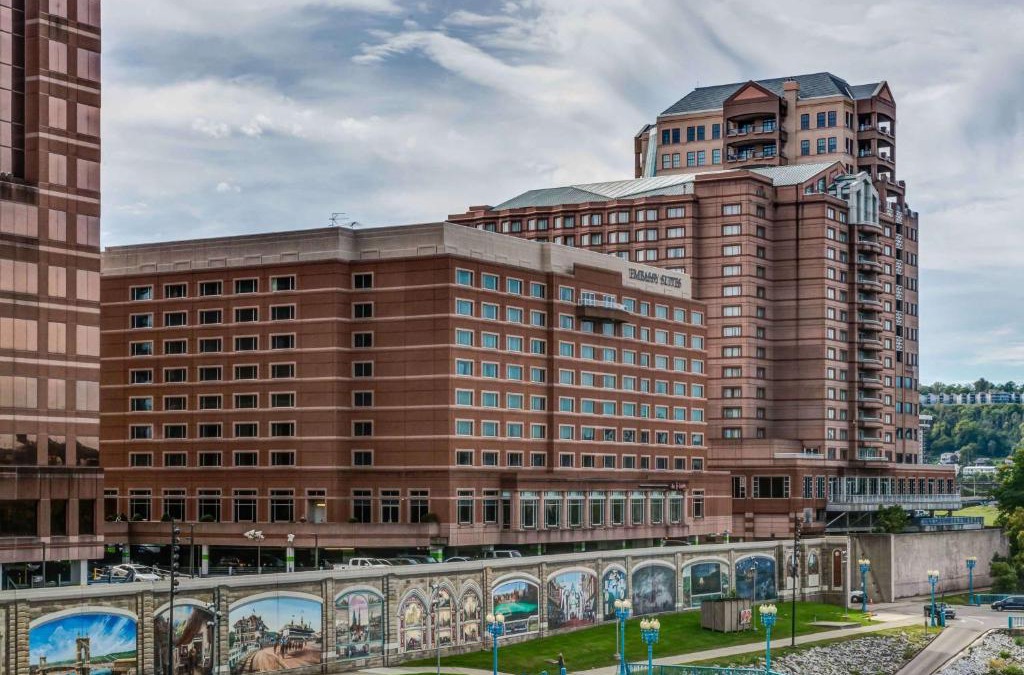 Covington Hotel | Embassy Suites Cincinnati - RiverCenter