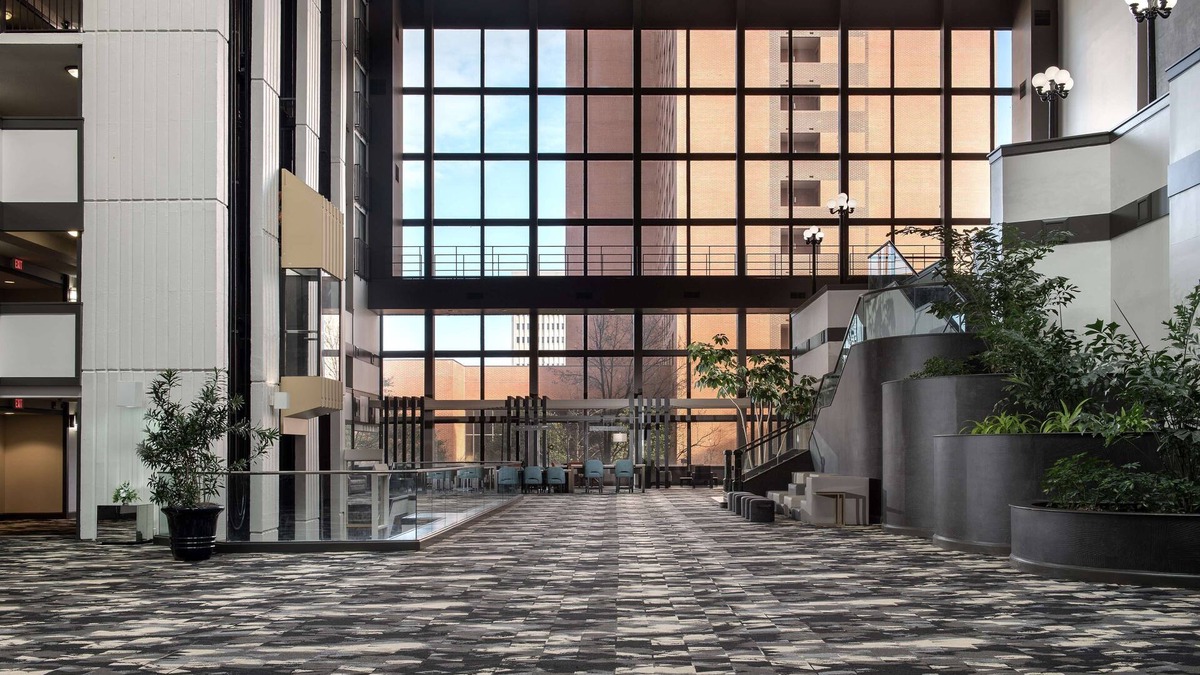Winston - Salem Hotel | Embassy Suites Hotel Winston-Salem