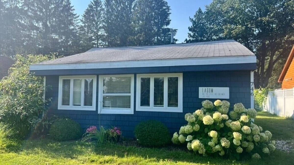 Gaylord Cottage | Embrace Year-Round Adventure at our Charming Lake Cottage!