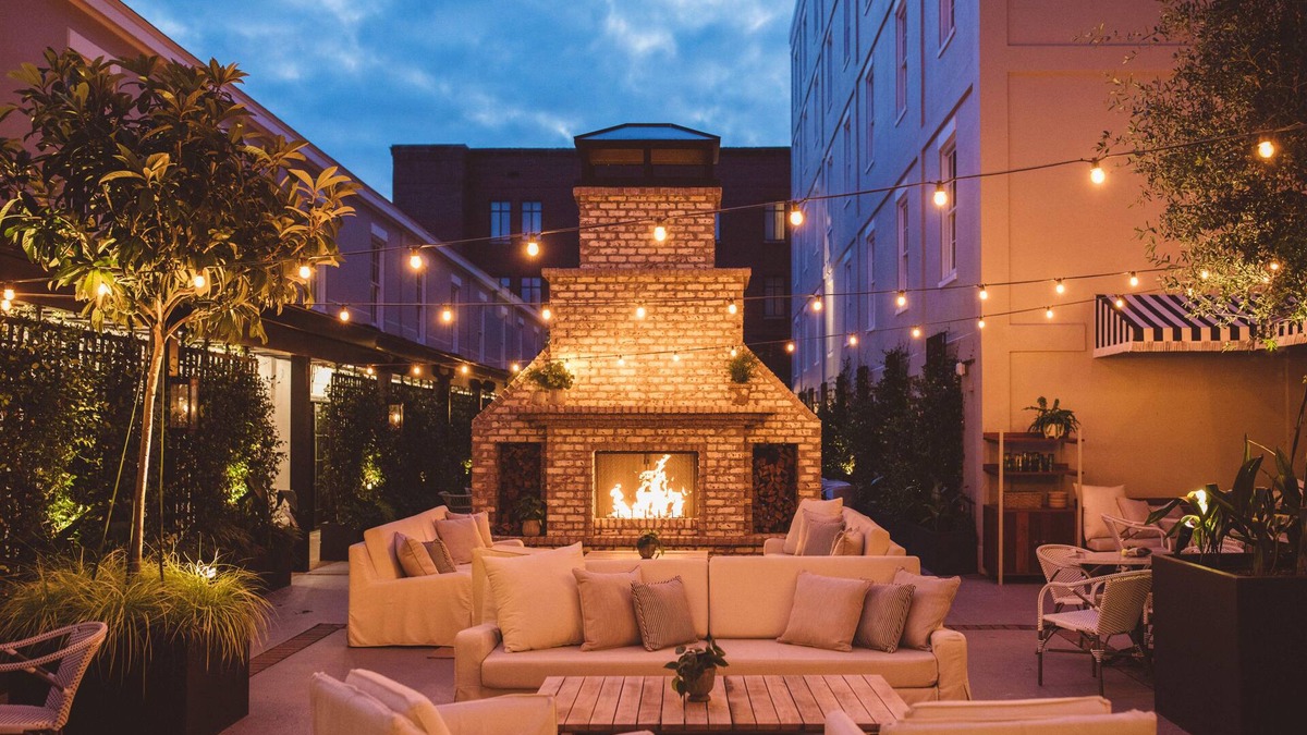 Charleston Historic District Hotel | Emeline