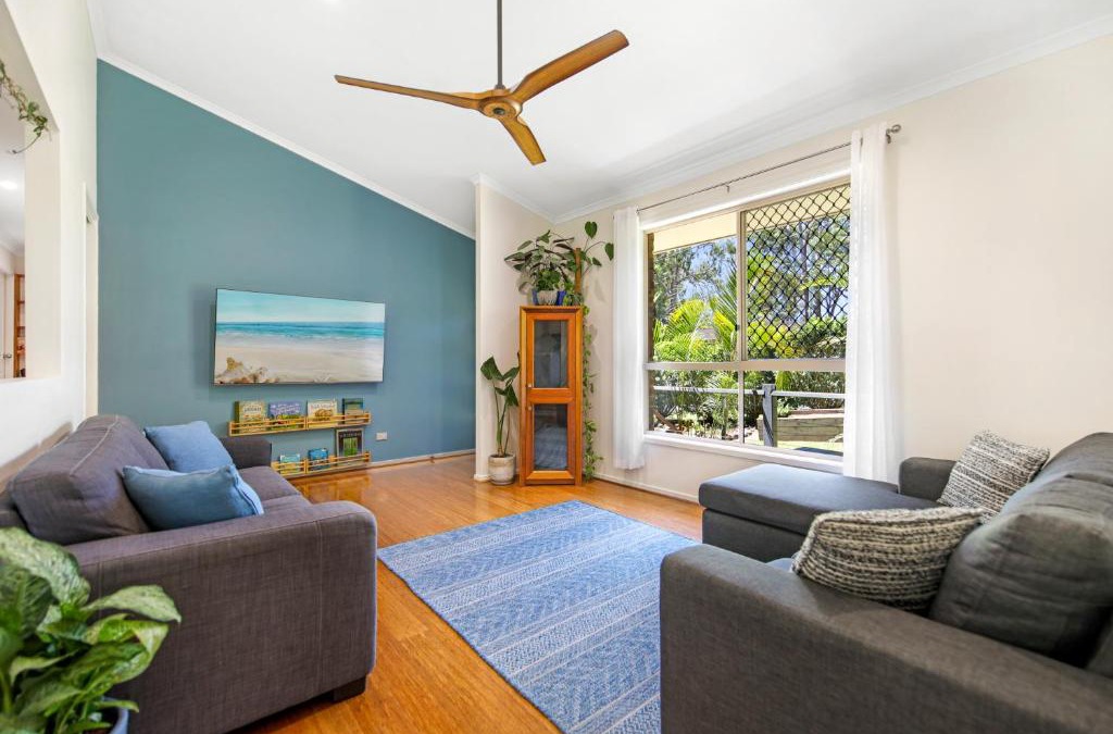 Emerald Beach House | Emerald Adventure House