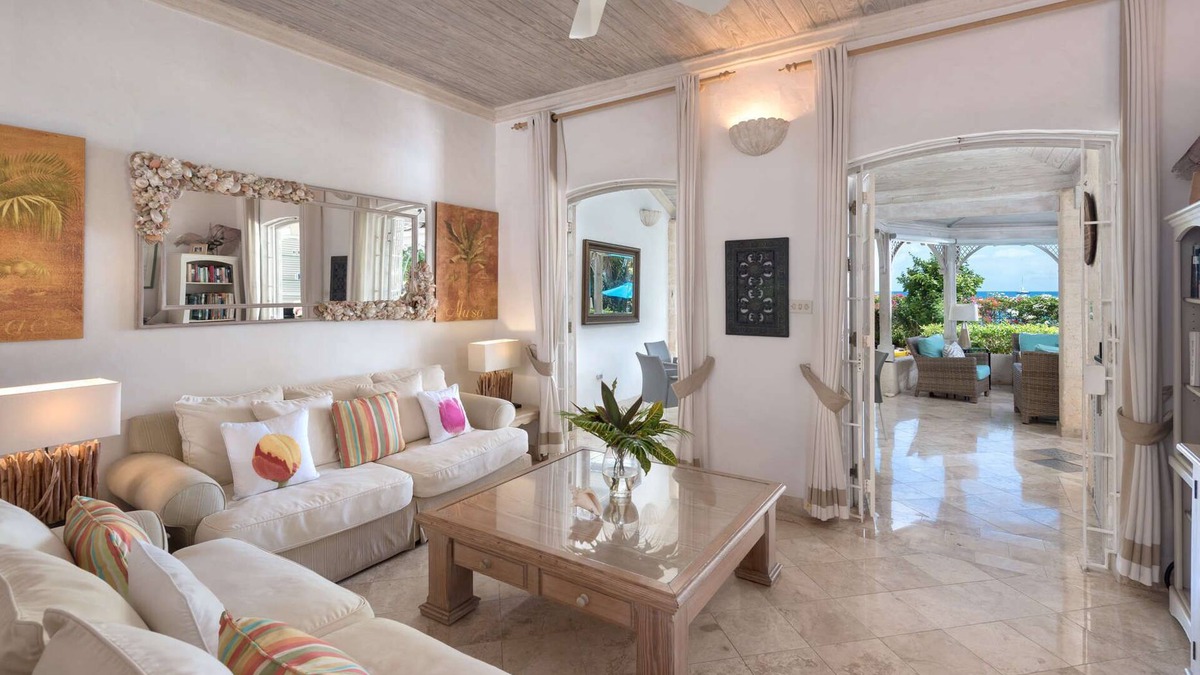 Gibbs Bay Apartment | Emerald Beach 5 | Aspicia