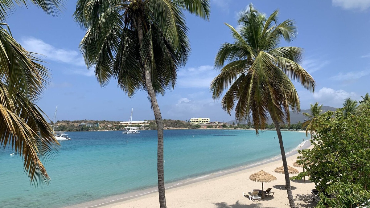 Charlotte Amalie West Hotel | Emerald Beach Resort