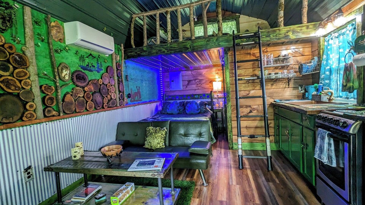 Pittsburg Cabin | Emerald Forest ~ Magical forest themed cabin in Daniel Boone Forest along river!