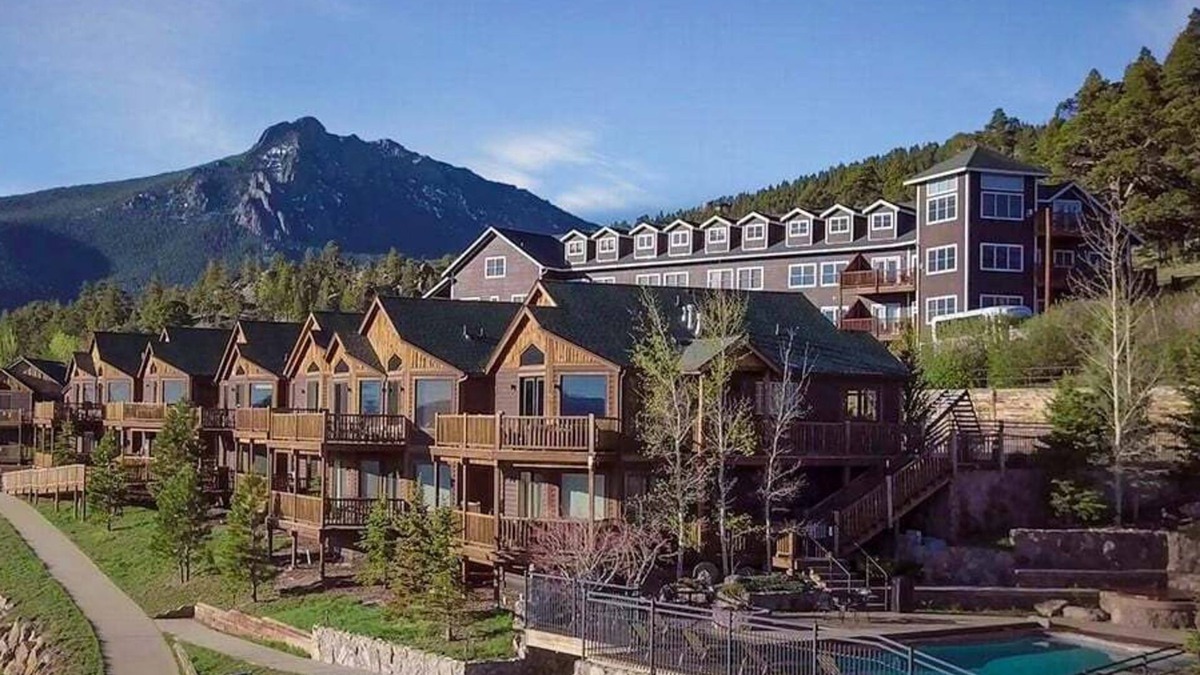 Estes Park Condo | Emerald Mountain at Marys Lake w/A/C!