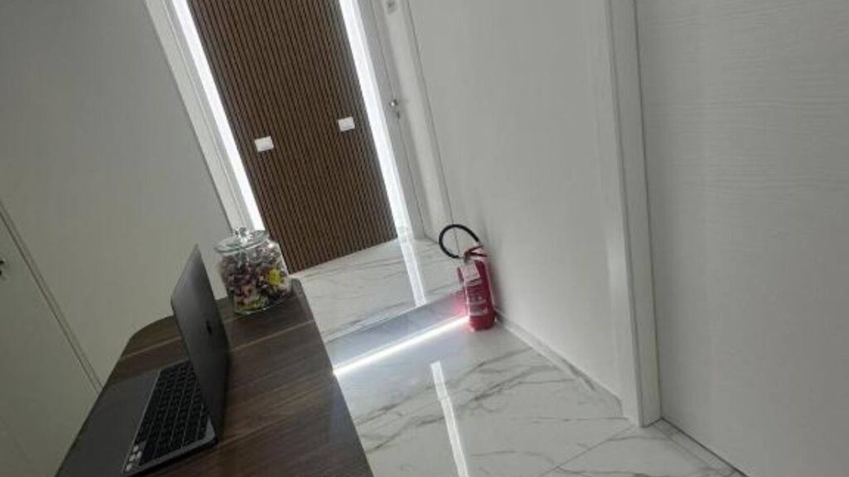 Naples House | Emerald Rooms: amber standard double room