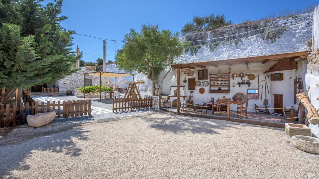 Milos House | Emilia's Little Farmhouses
