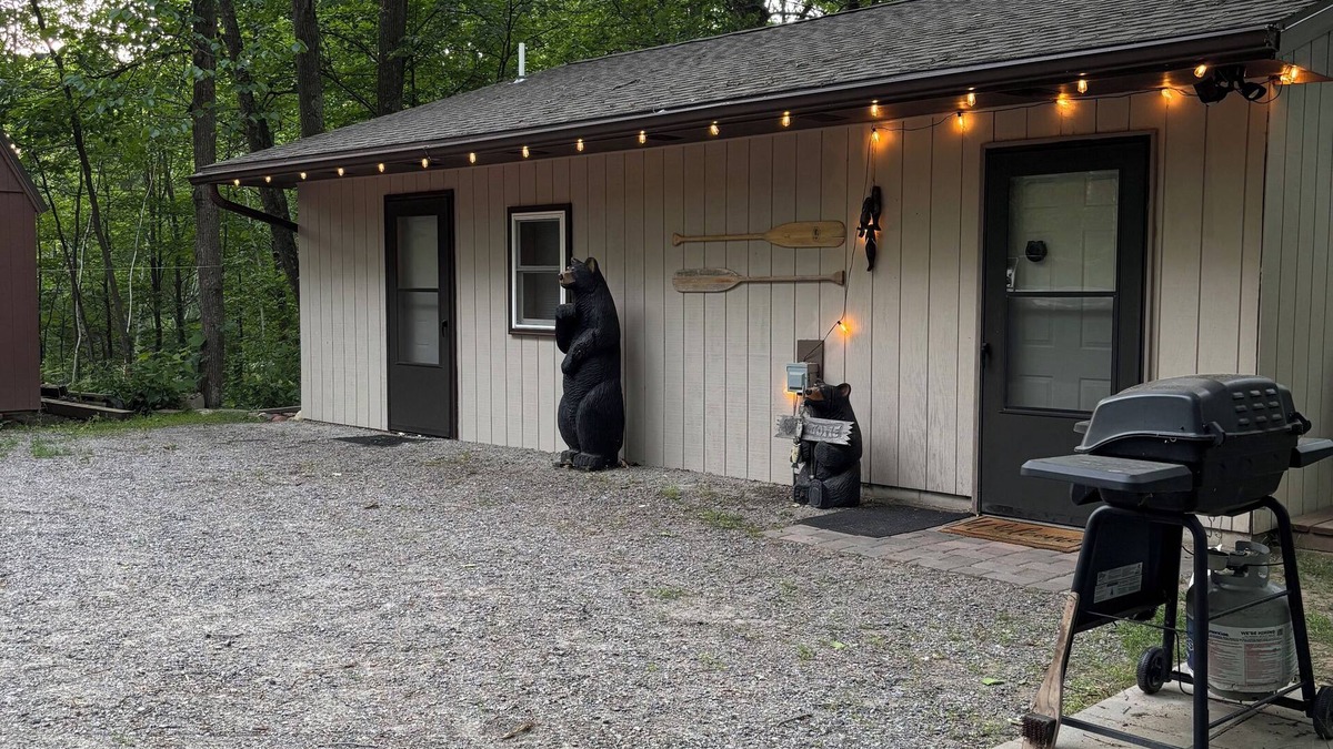 Emily Cabin | Emily Channel Cabin on the water with ATV trail access from your doorstep!