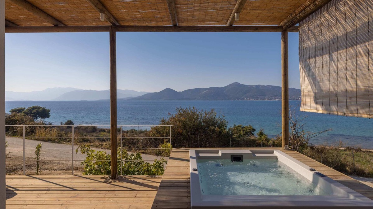 Aktio-Vonitsa Apartment | Emma's Cottage - Sea View with Jazuzzi