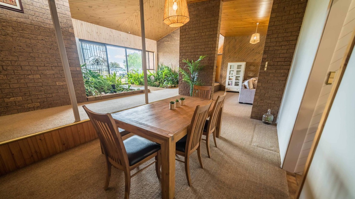 Forbes House | Emohruo Downs Luxury Retreat on 80 Acres