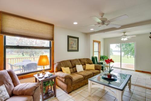 Emory House | Emory Vacation Rental with Lake Fork Boat Access!