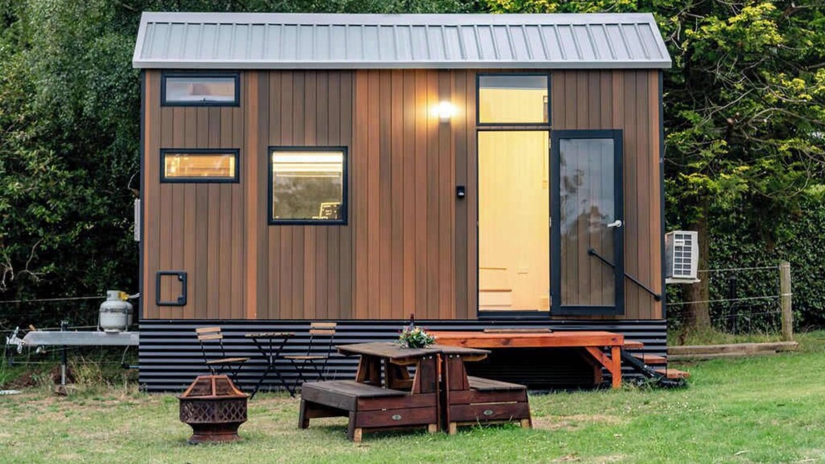 Warragul South House | Emus Nest by Tiny Away