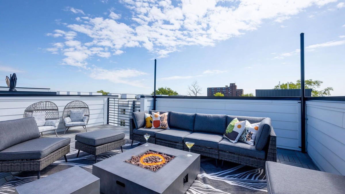 Nashville House | En-Vogue Vacay - Rooftop Deck- Minutes to Broadway
