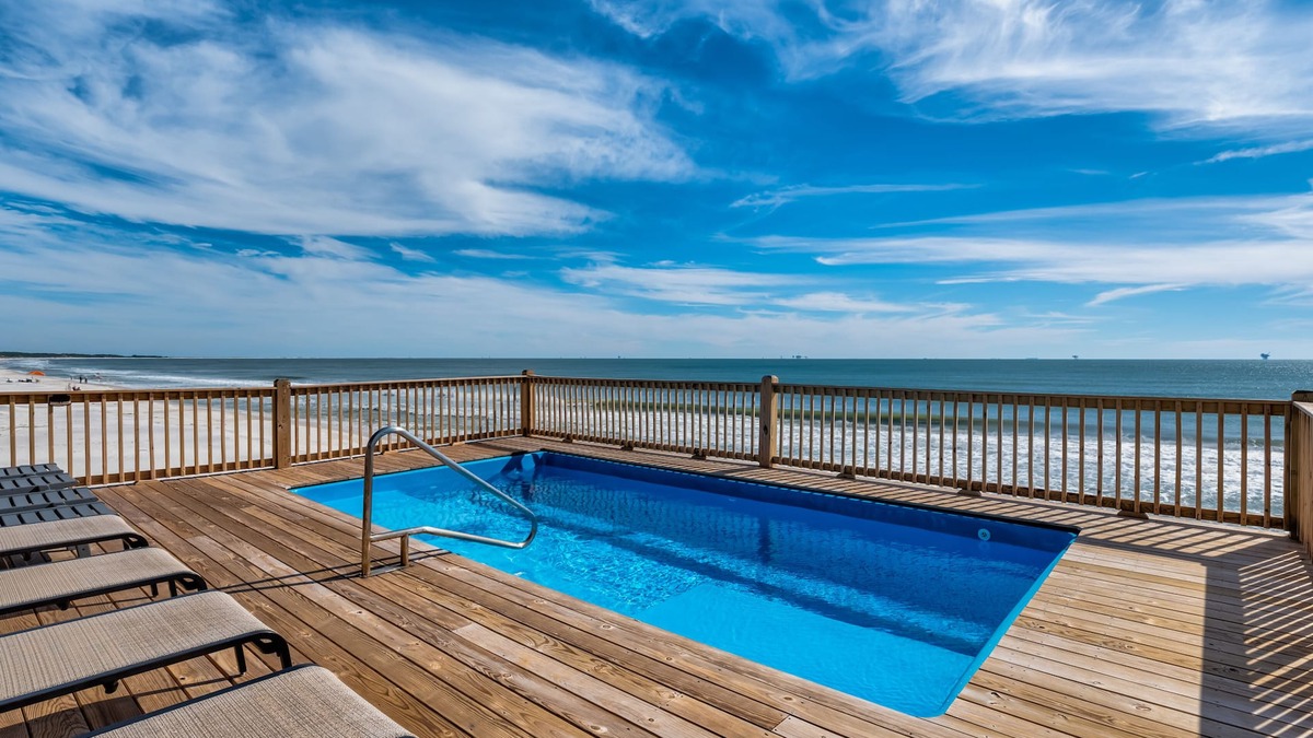 Dauphin Island House | Encantado | Beach Front. Pool. Sunset Views