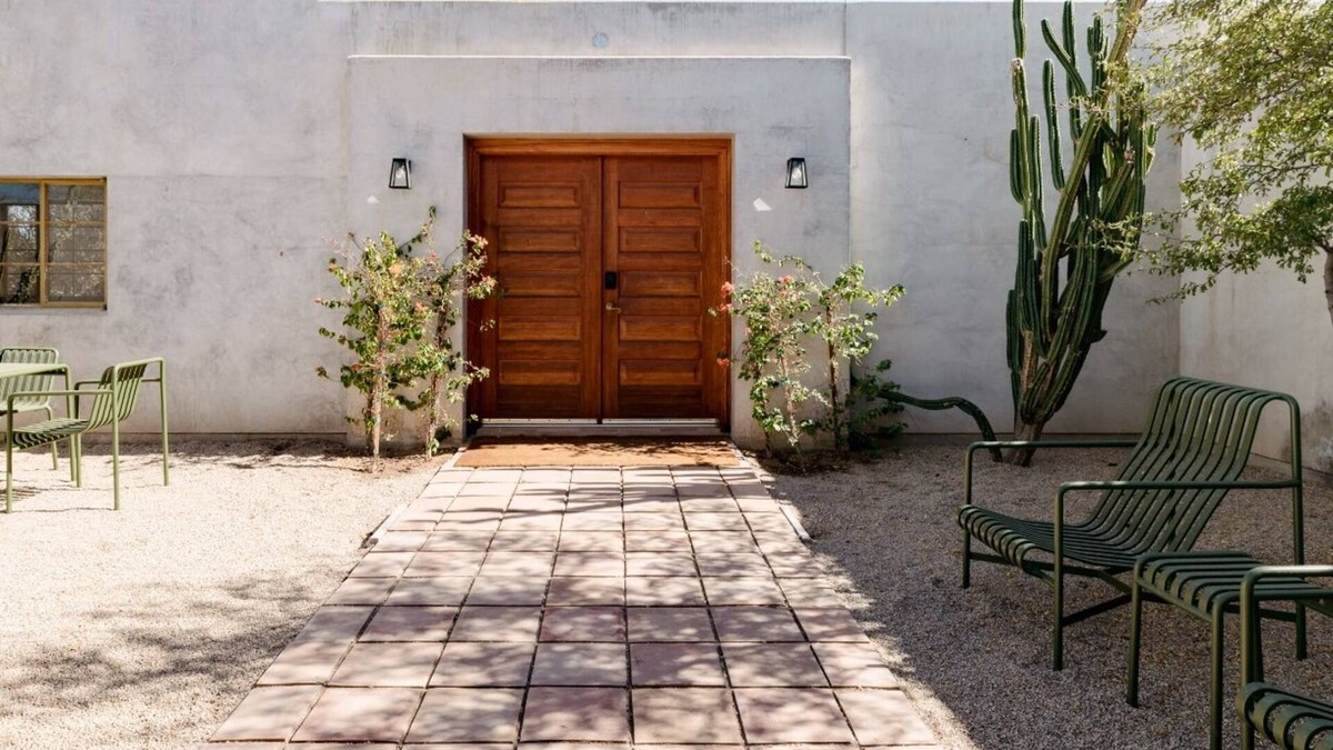 Pinnacle Peak House | Encanto Saguaro by LuxeKey | Chic Adobe Home on Private Land