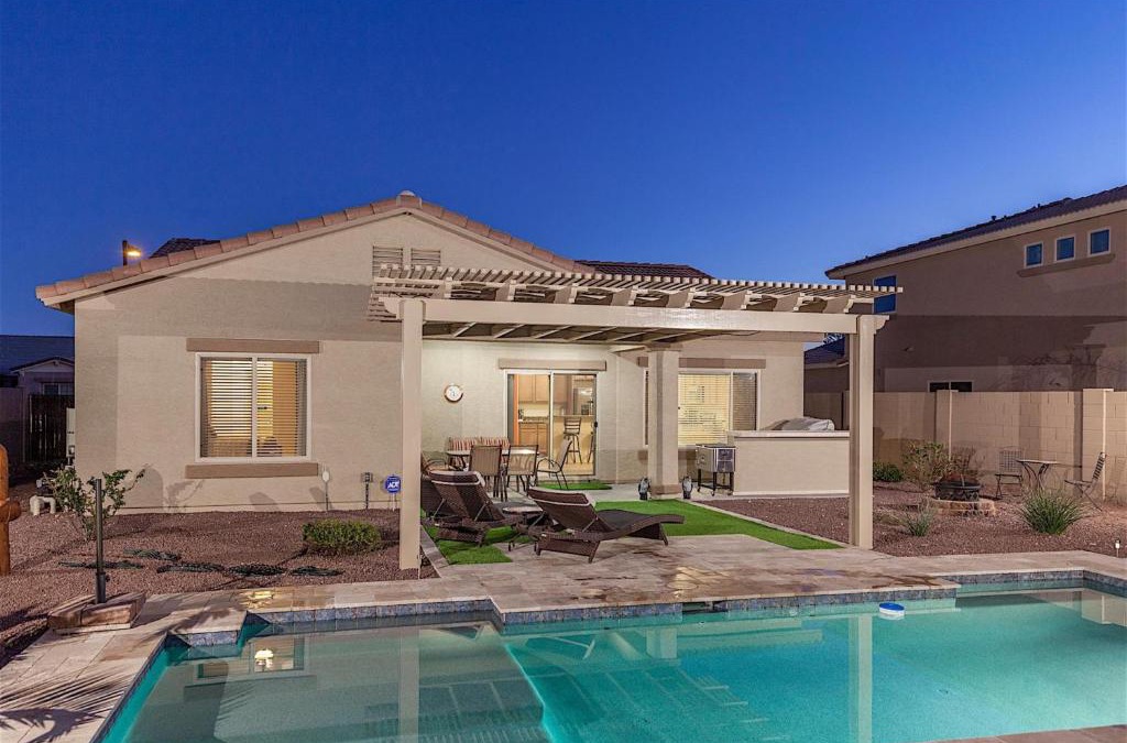 Surprise Farms House | Enchanted 3 BR by Casago