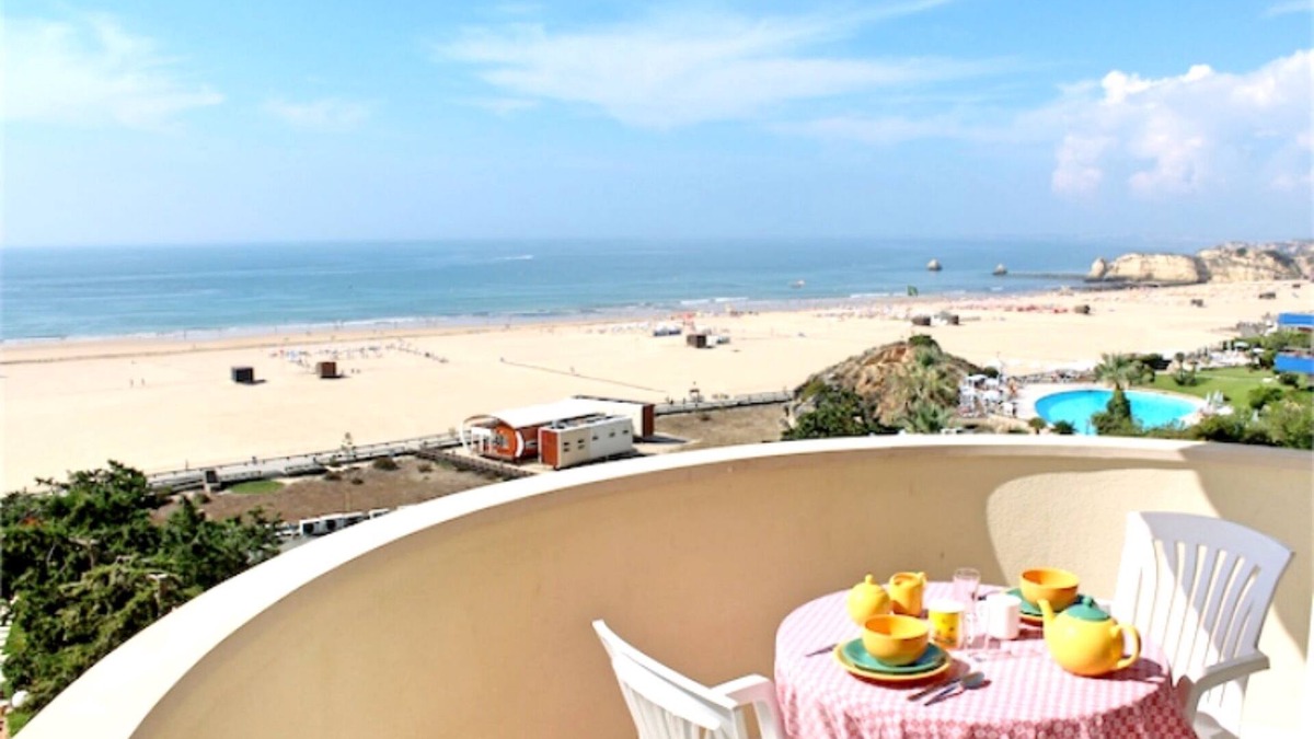Praia da Rocha Apartment | Enchanted conch