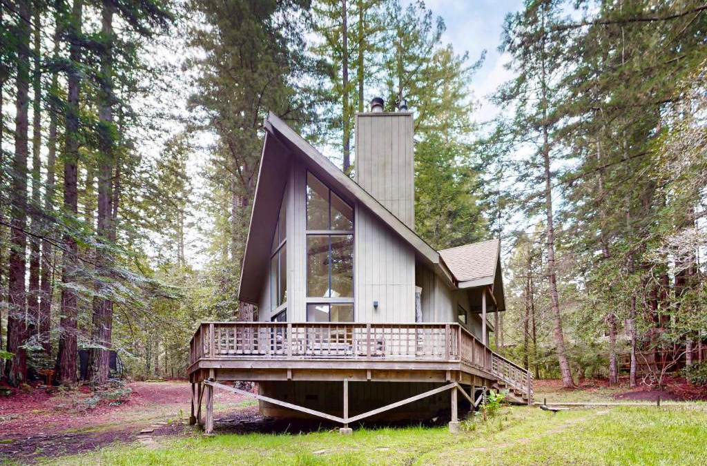 Anchor Bay House | Enchanted Meadows