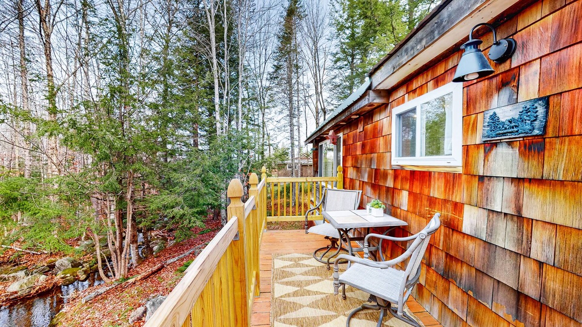 Dover-Foxcroft House | Enchanting dog-friendly cottage with full kitchen, fast WiFi, & nearby creek