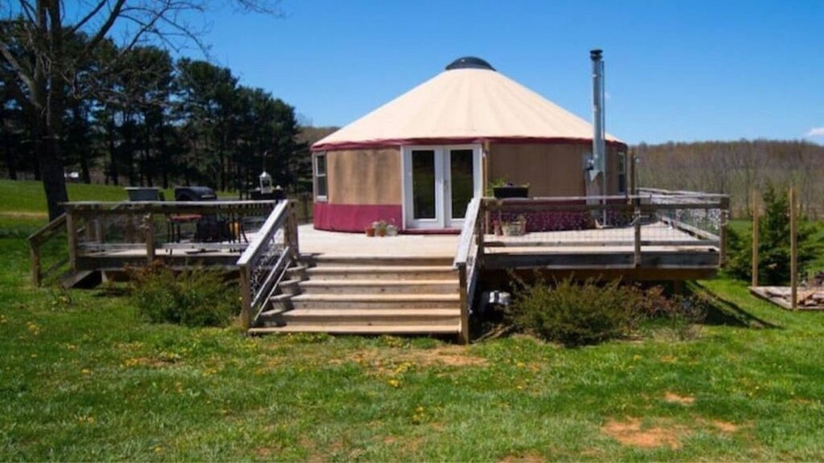 Court House House | Enchanting Floyd Yurt near Blue Ridge Parkway