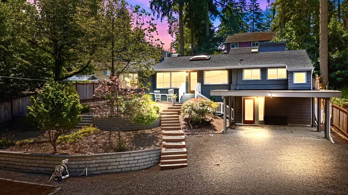 North City House | Enchanting home in the trees