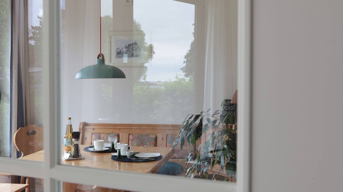 Ropersdorf House | Enchanting little vacation cottage in Röpersdorf directly on Lake Uckersee